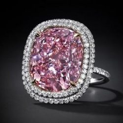 News On Topic Diamond-585x330-250x250 Most Expensive Jewellery Pieces in the World Trending Women 