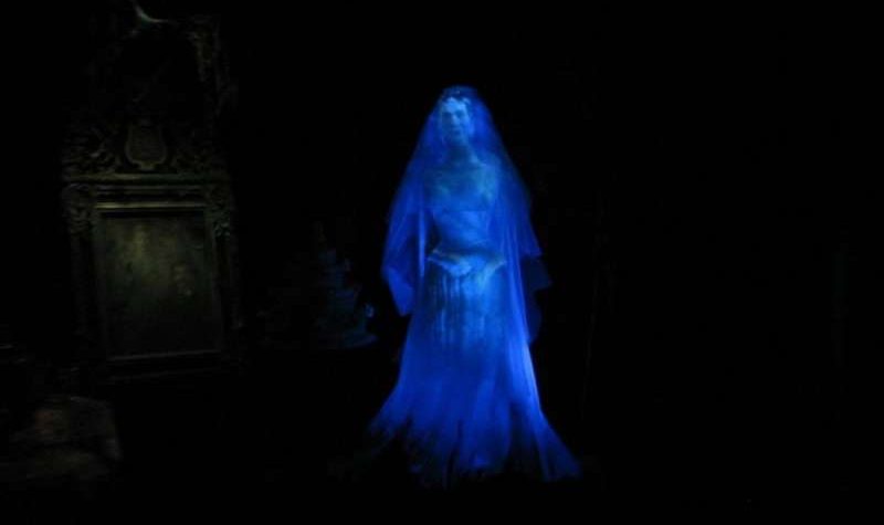 News On Topic blue_ghost_woman_by_plutoplus1-1024x618-800x475 Chilling Female Ghost Stories Entertainment Stories 